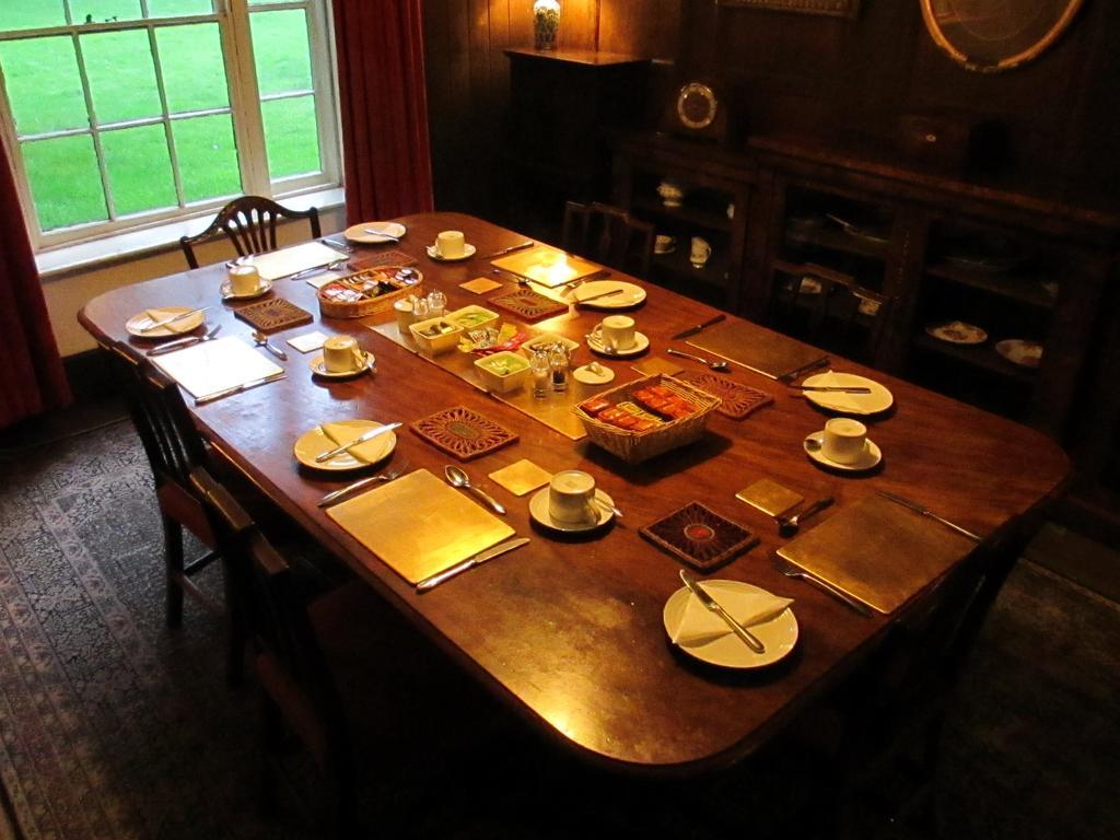 Old Manor House Bed & Breakfast Shepperton Dış mekan fotoğraf